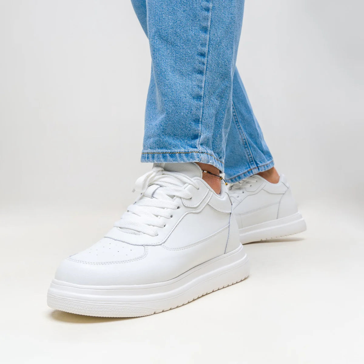 Hupp | Chaussure rehaussante Blanche & Noir
